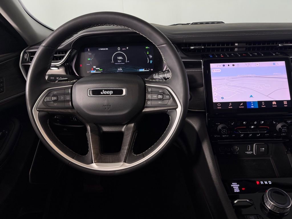 Used 2022 Jeep Grand Cherokee Limited 4xe w/ Luxury Tech Group II image 13