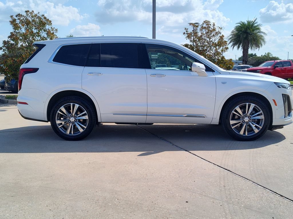 Used 2022 Cadillac XT6 Premium Luxury w/ Platinum Package AWD/4WD image 14