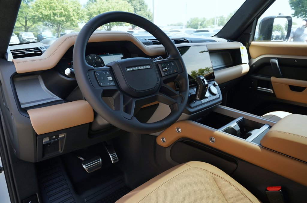 New 2026 Land Rover Defender 110 X AWD/4WD image 14