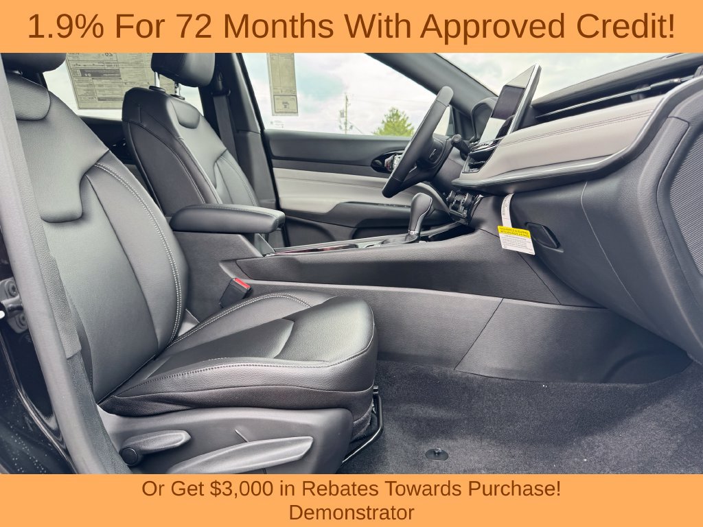 New 2026 Jeep Compass Limited w/ Sun, Sound & Navigation Group AWD/4WD image 10