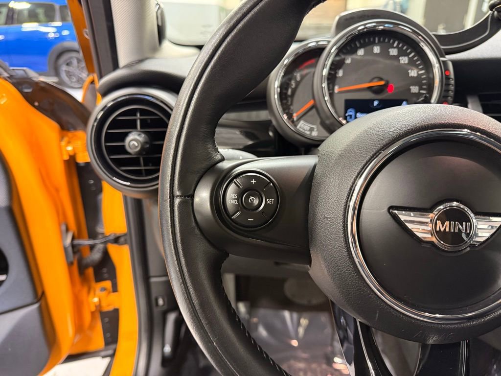 Used 2017 MINI Cooper S image 13