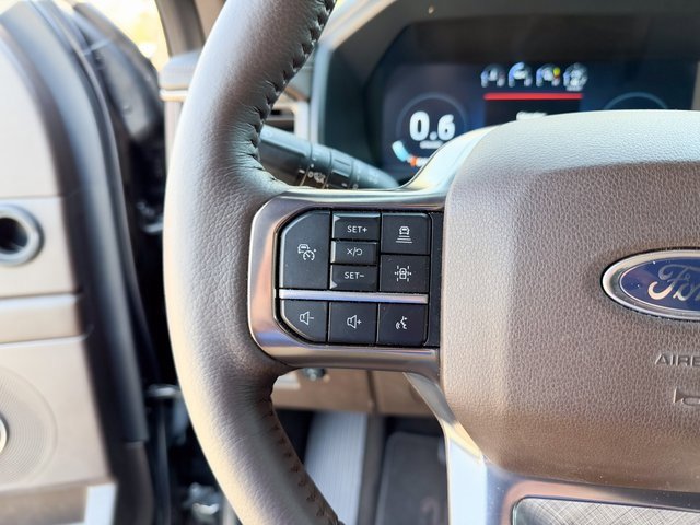 Used 2024 Ford Expedition King Ranch image 11