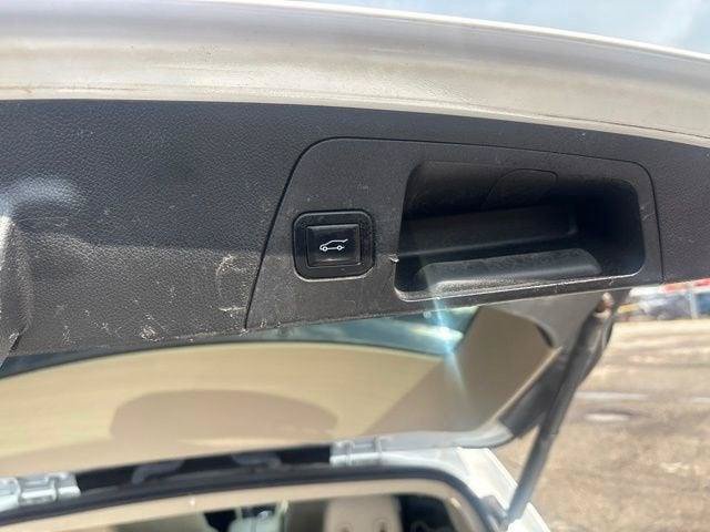 Used 2017 Buick Envision Essence FWD image 7