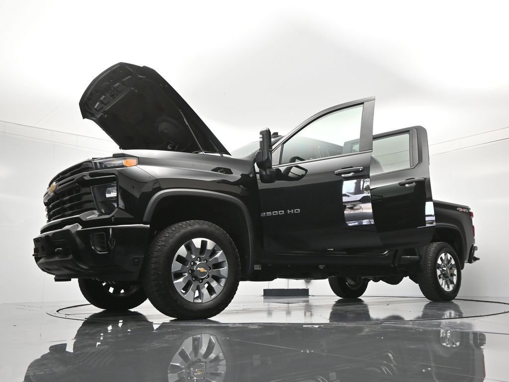 Used 2024 Chevrolet Silverado 2500 Custom w/ Custom Value Package AWD/4WD image 47