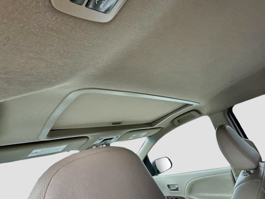 Used 2014 Toyota Sienna XLE FWD image 27