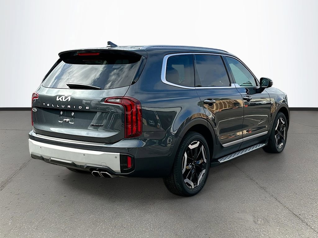 Used 2024 Kia Telluride S w/ S Sunroof Package image 7