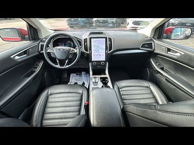 Certified 2023 Ford Edge SEL w/ Convenience Package AWD/4WD image 12