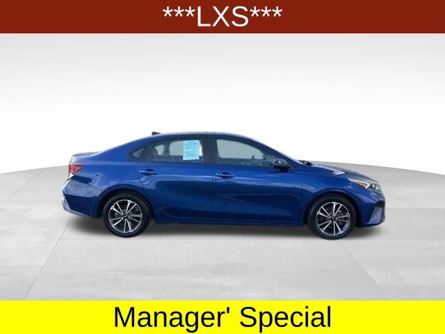 Used 2024 Kia Forte LXS w/ LXS Technology Package FWD image 8
