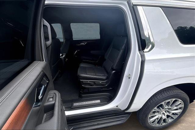 Used 2025 GMC Yukon XL Denali image 22