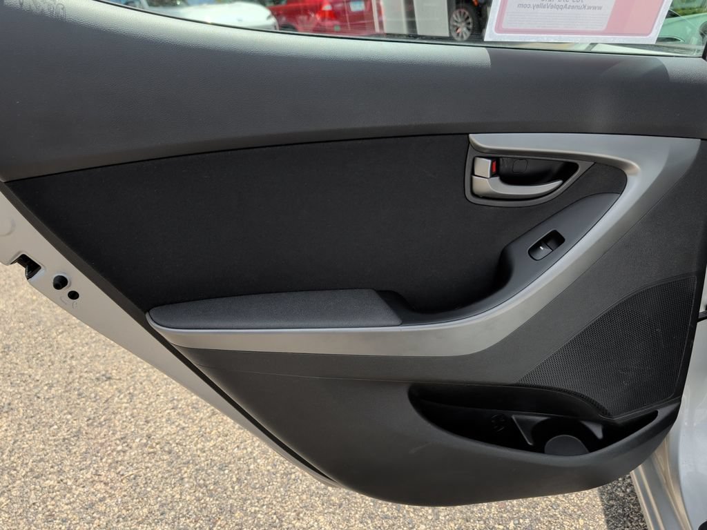 Used 2016 Hyundai Elantra Sport FWD image 30