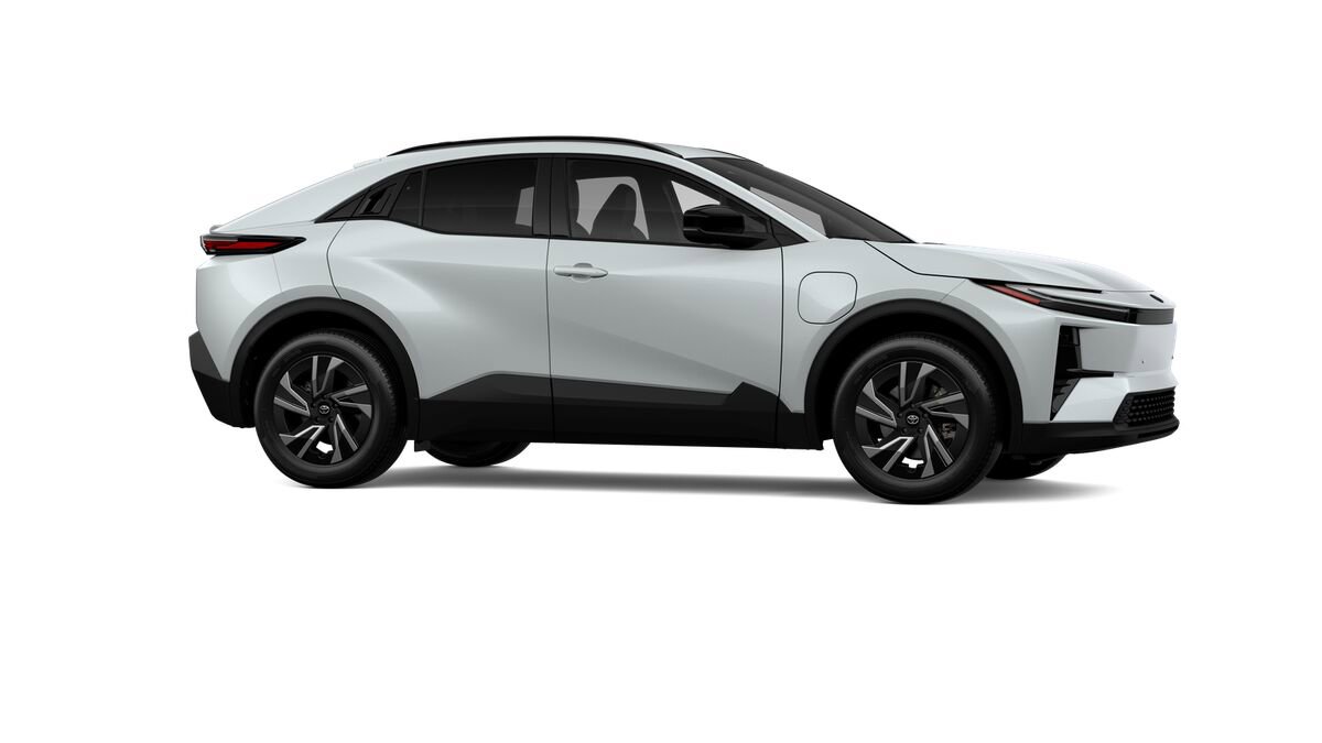New 2026 Toyota C-HR AWD/4WD image 13