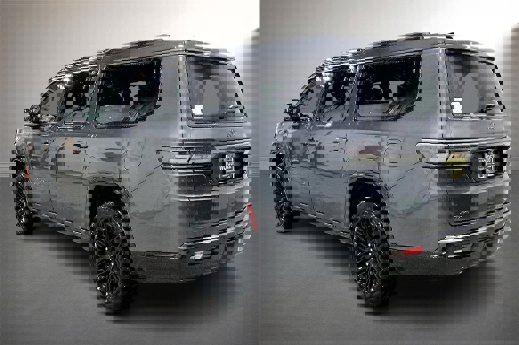 New 2026 Jeep Grand Wagoneer L Limited image 3