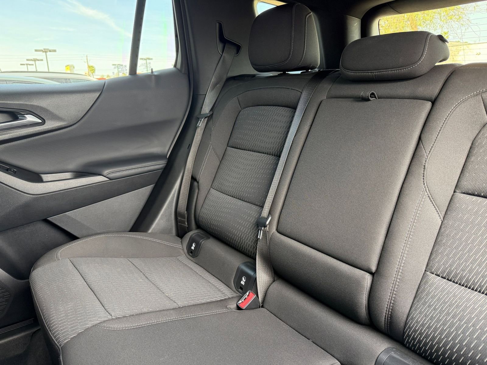 Used 2025 Chevrolet Equinox LT AWD/4WD image 40