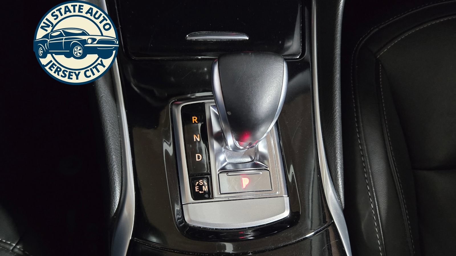 Used 2018 INFINITI QX30 AWD image 17