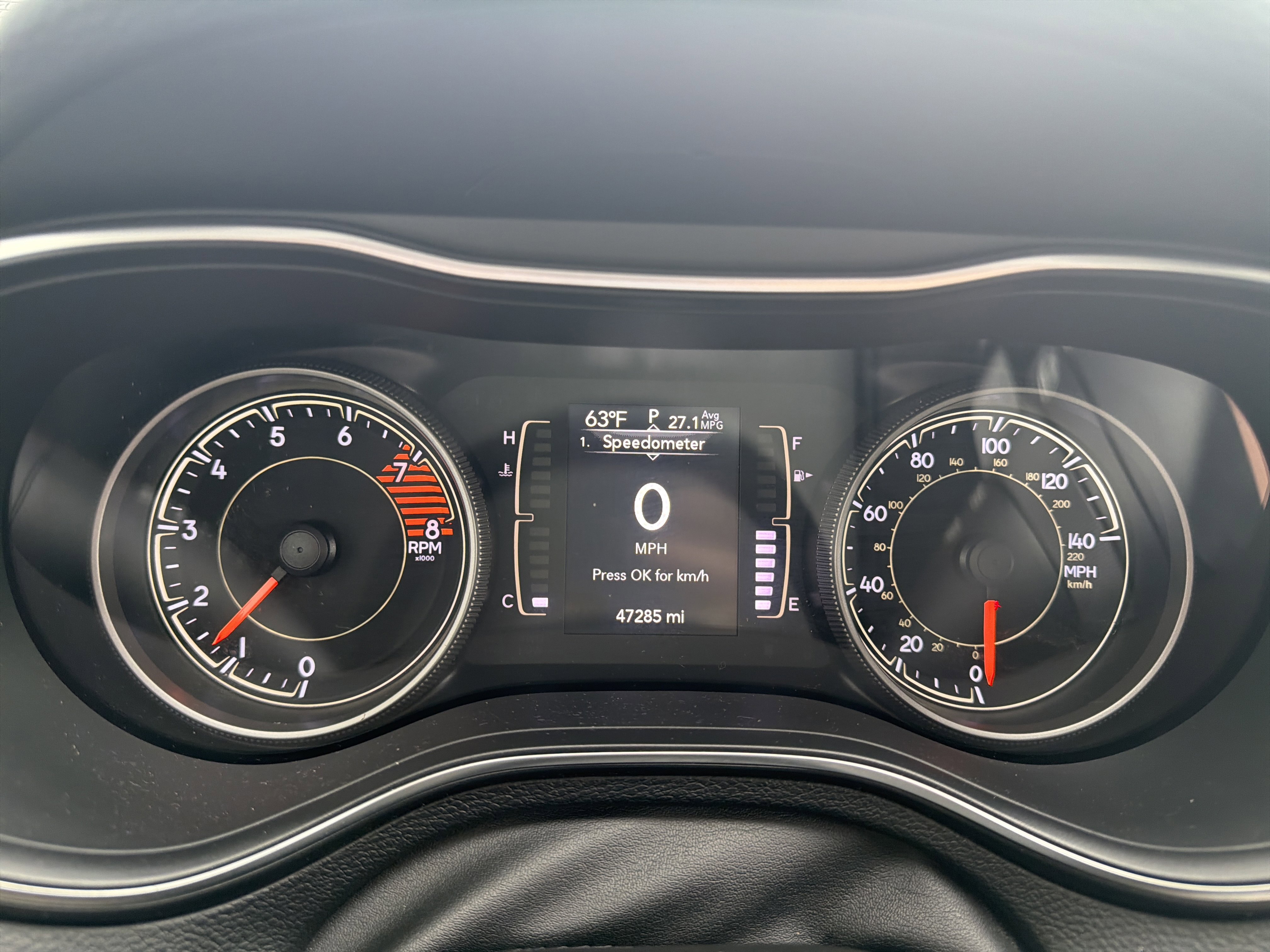 Used 2019 Jeep Cherokee Latitude Plus w/ Comfort/Convenience Group AWD/4WD image 16