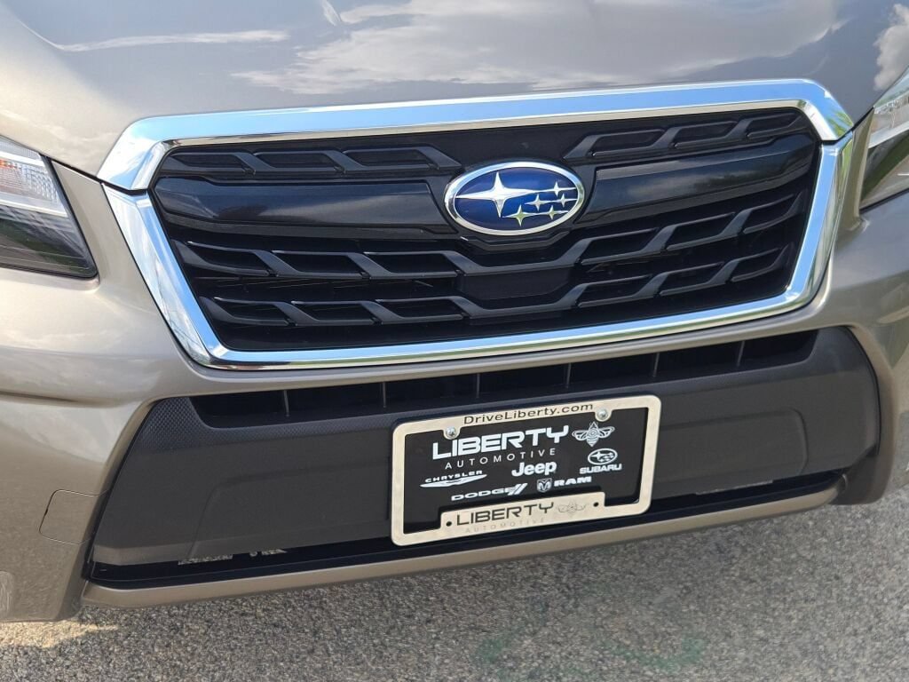 Used 2017 Subaru Forester 2.0XT Touring AWD/4WD image 7