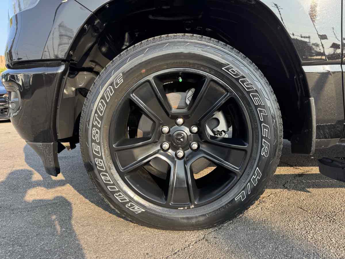 Used 2023 RAM 1500 Big Horn AWD/4WD image 9