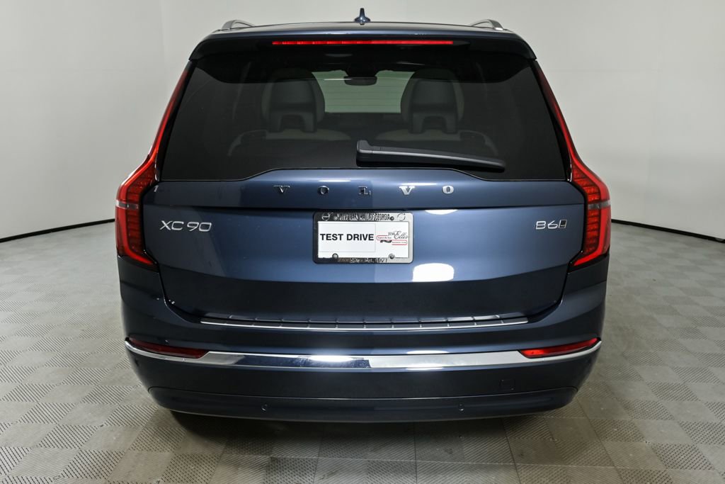 Used 2026 Volvo XC90 B6 Plus w/ Protection Package Premier image 32