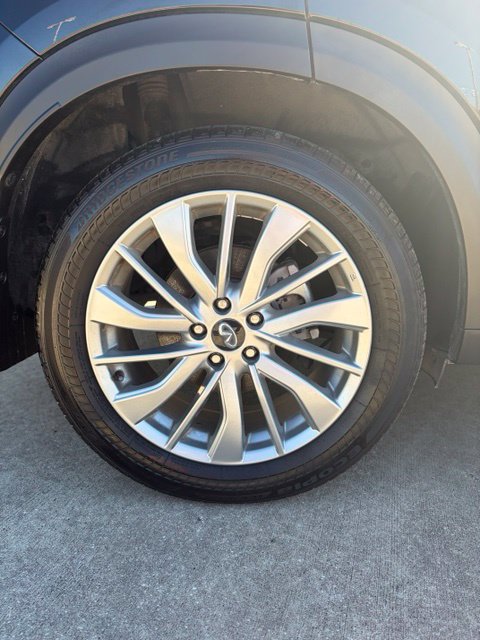 Used 2023 INFINITI QX50 Luxe FWD image 12