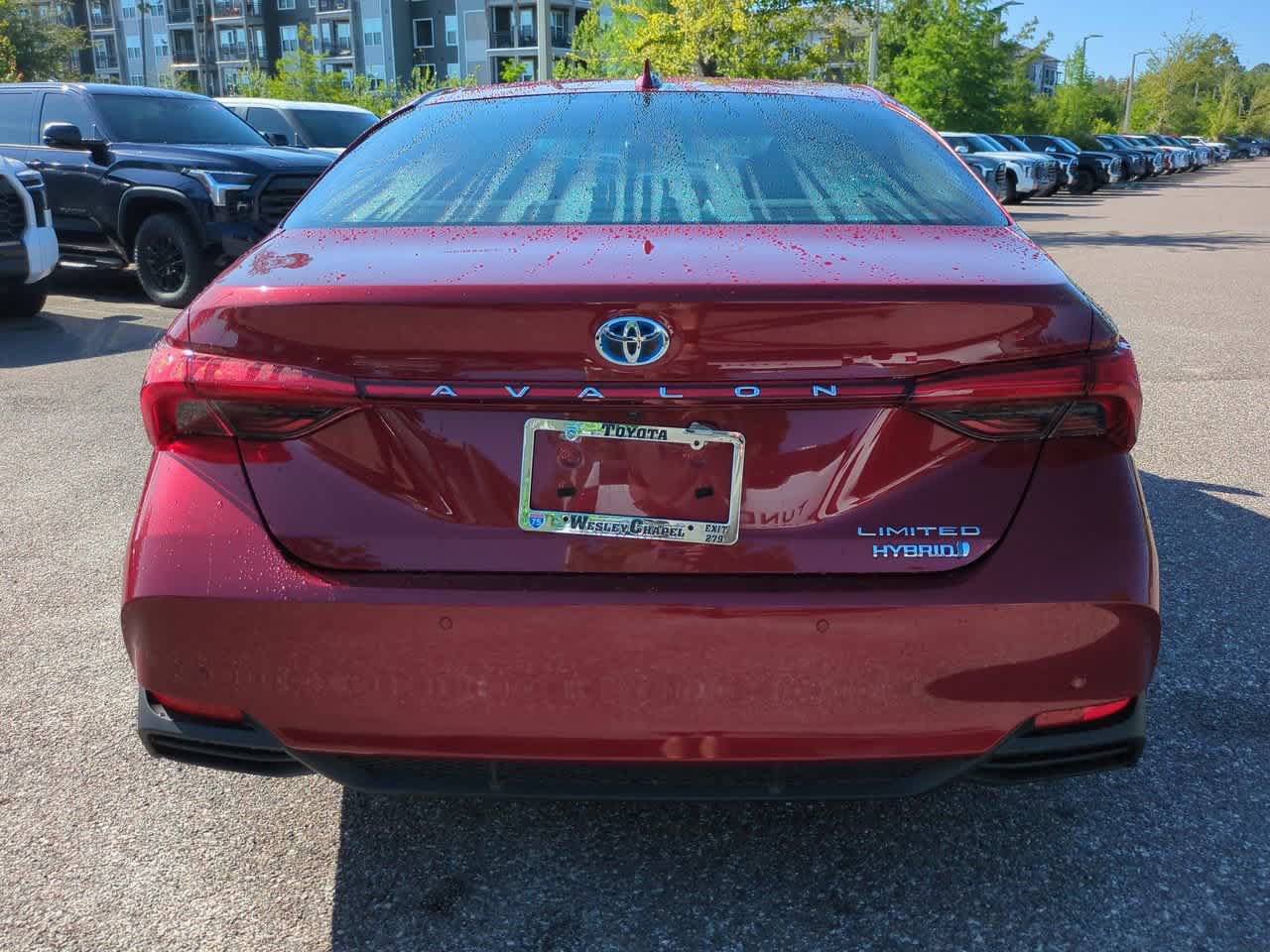 Certified 2020 Toyota Avalon Limited w/ Advanced Safety Package FWD image 5