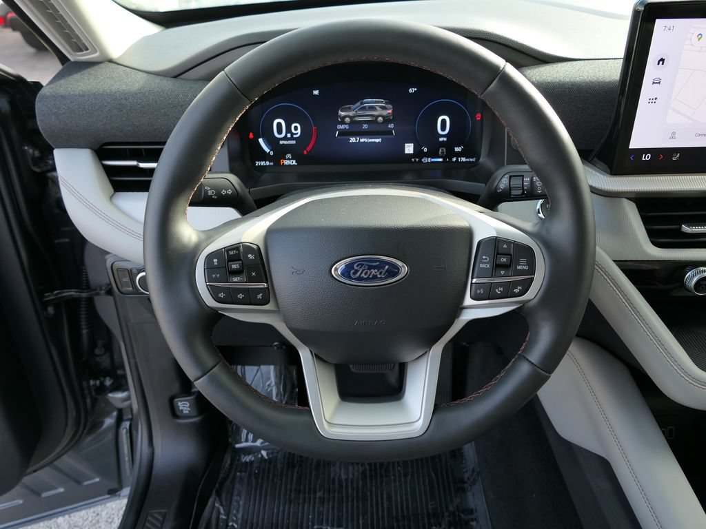 Used 2026 Ford Explorer Active w/ Active Comfort Package RWD image 19