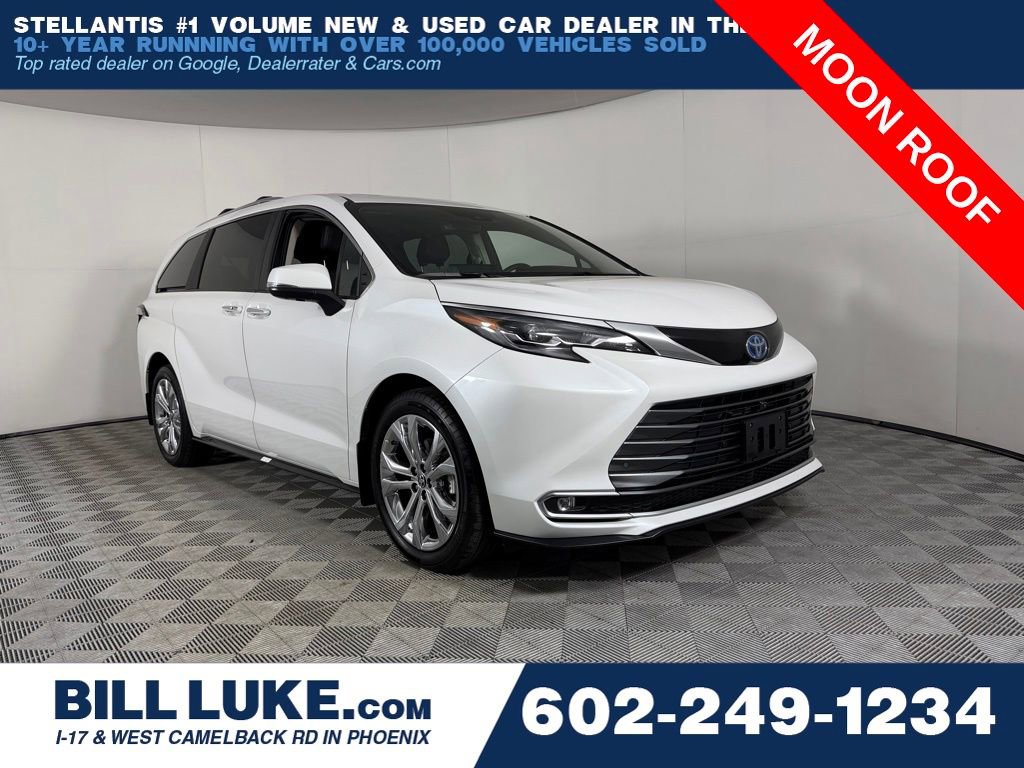 Used 2024 Toyota Sienna Platinum FWD image 1