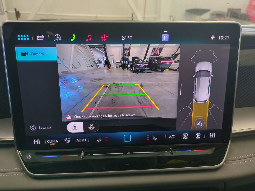 New 2026 Volkswagen Tiguan SE image 24