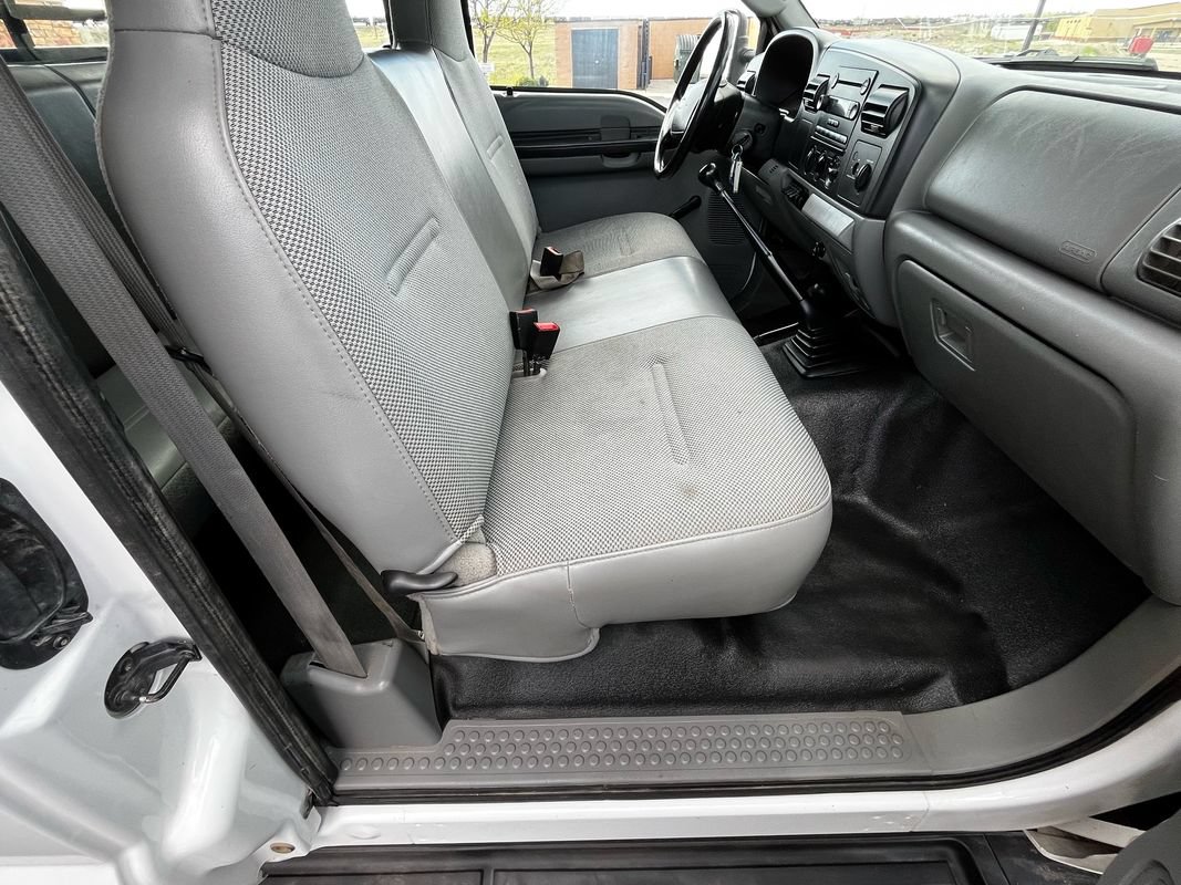 Used 2006 Ford F350 XL AWD/4WD image 21