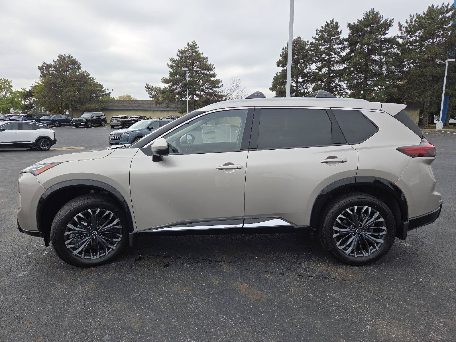 New 2026 Nissan Rogue Platinum AWD/4WD image 26