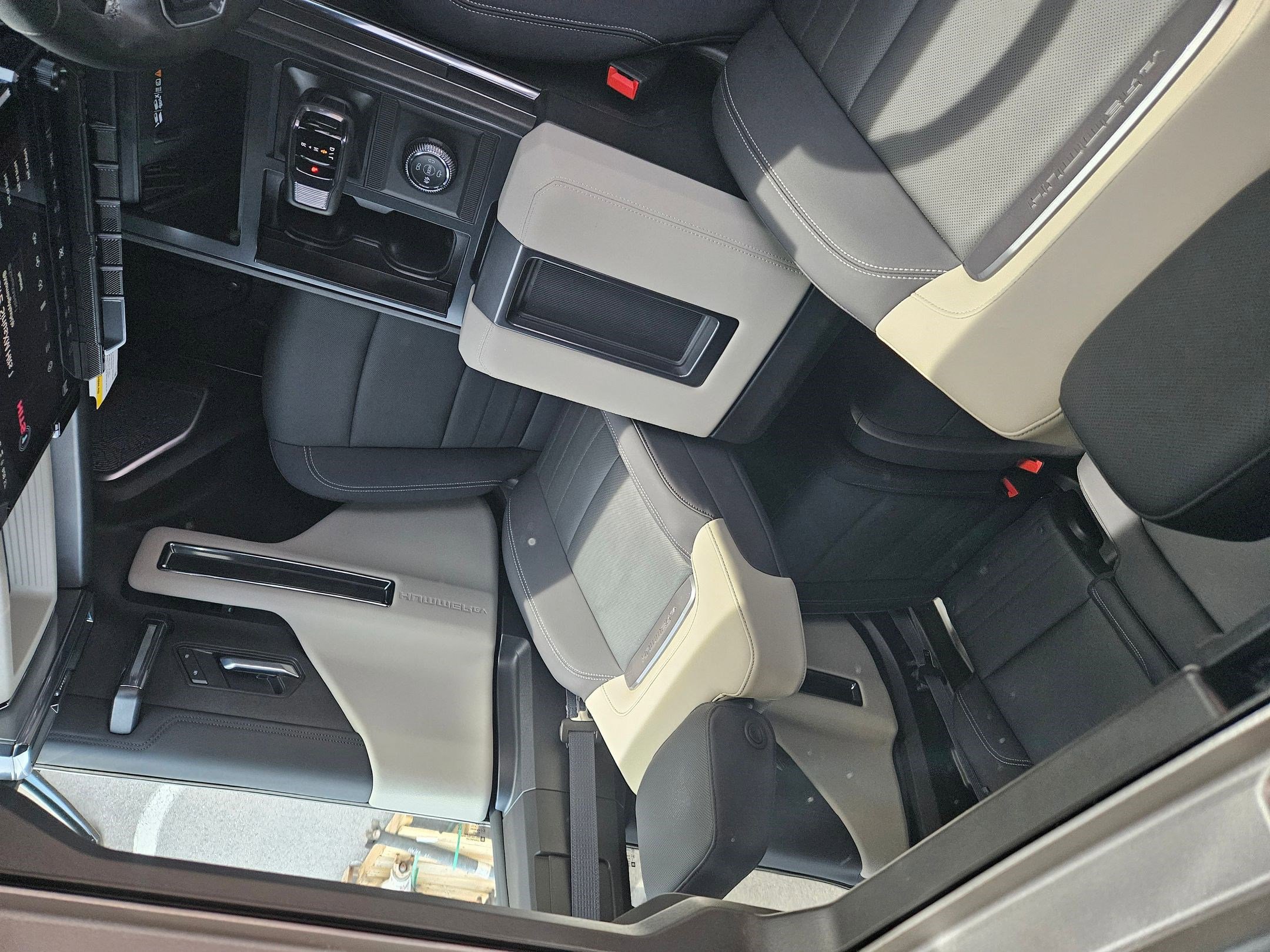 Used 2026 GMC Hummer EV SUV AWD/4WD image 16