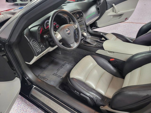 Used 2008 Chevrolet Corvette Convertible w/ Preferred Equipment Group RWD image 11