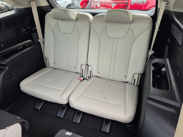 Used 2023 Kia Sorento SX Prestige AWD/4WD image 20