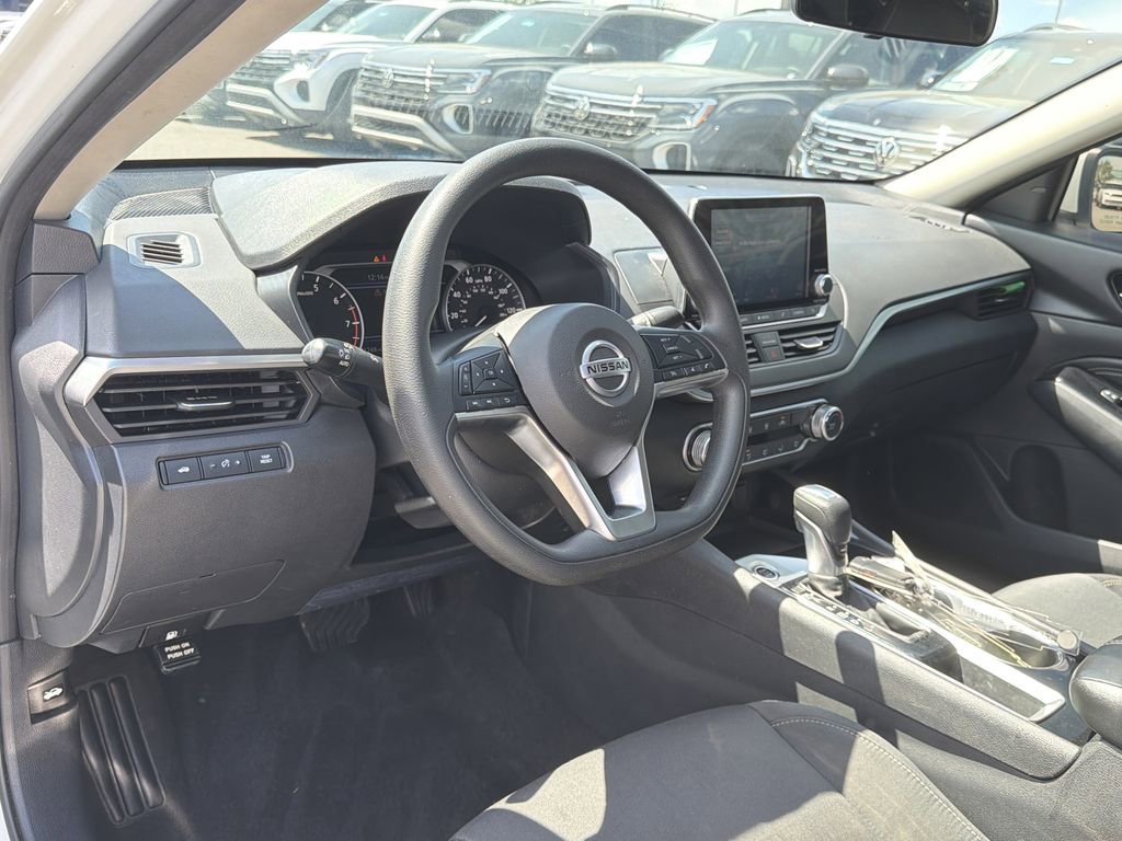 Used 2021 Nissan Altima 2.5 SV FWD image 10
