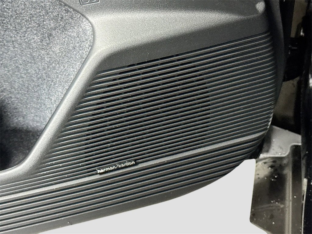 New 2026 Subaru Outback Touring XT image 17