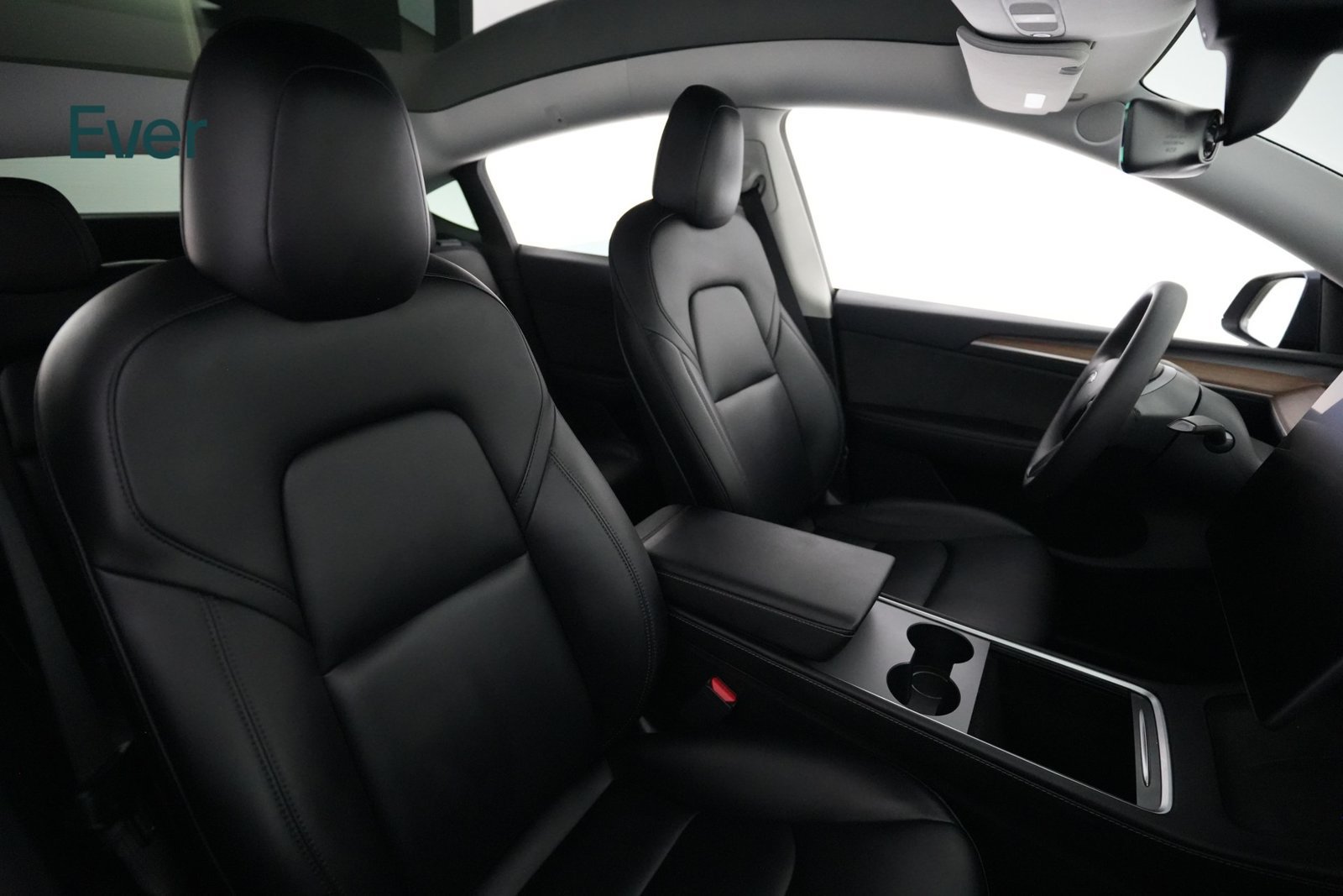 Used 2022 Tesla Model Y Long Range AWD/4WD image 23