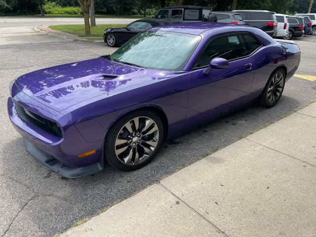 Used 2014 Dodge Challenger SRT8 Core w/ Sound Group RWD image 3