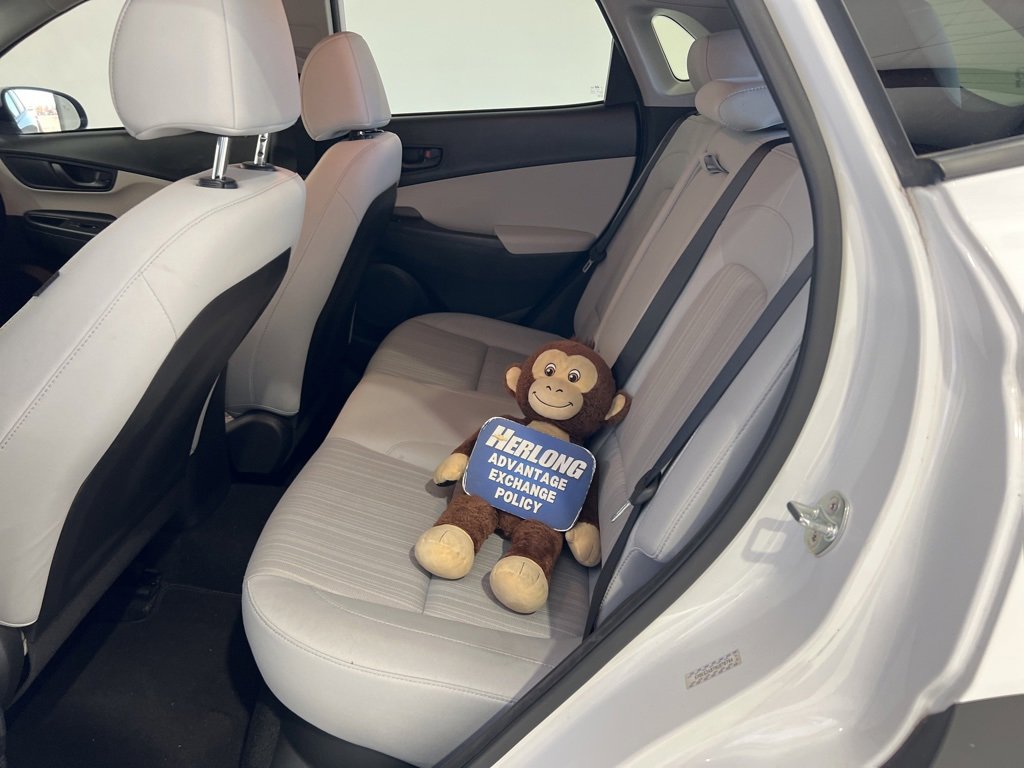 Used 2022 Hyundai Kona SEL w/ Cargo Package image 18