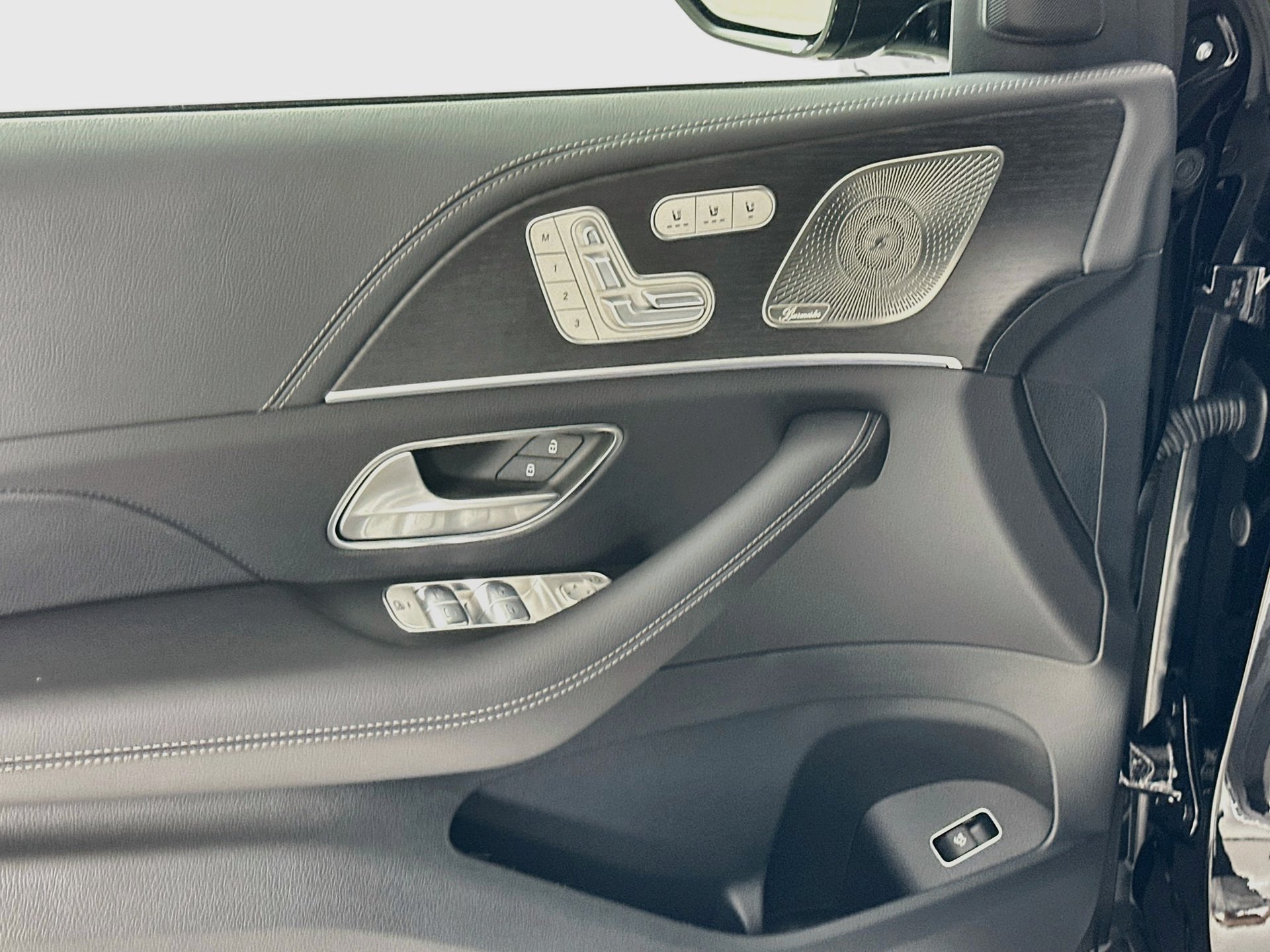 New 2027 Mercedes-Benz GLS 450 4MATIC image 19