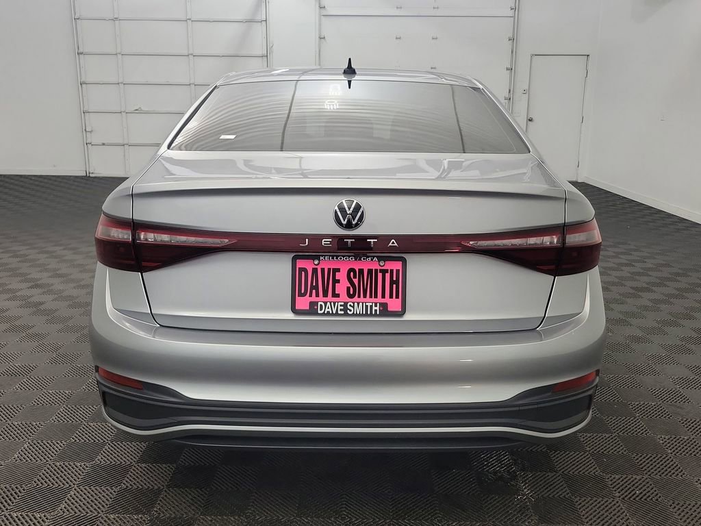 Used 2025 Volkswagen Jetta Sport image 8