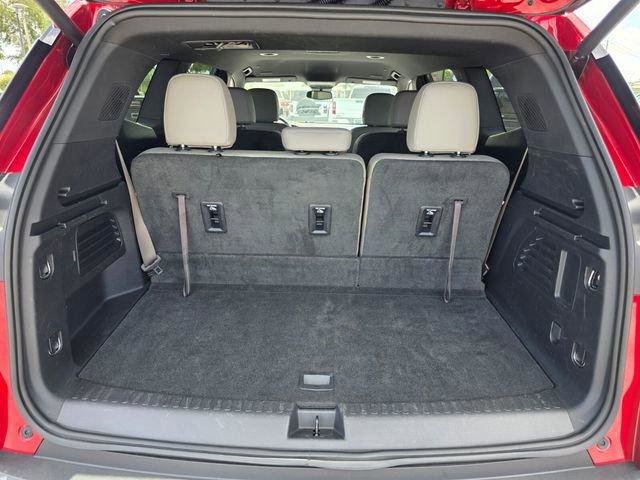 Certified 2024 GMC Acadia Elevation w/ Luxury Package FWD image 16