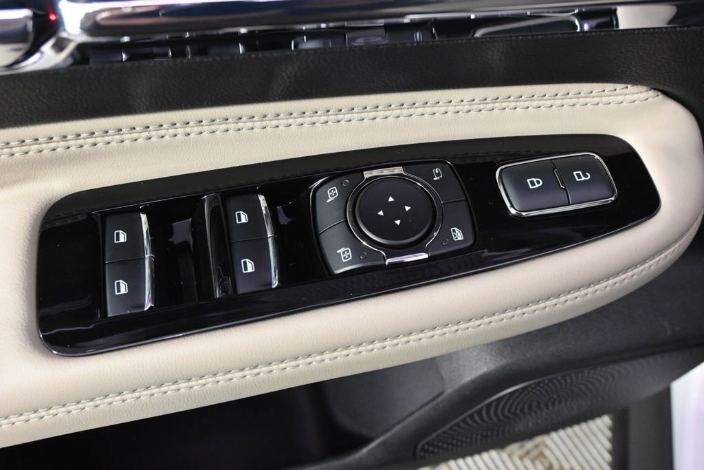 New 2026 Lincoln Corsair Reserve image 21