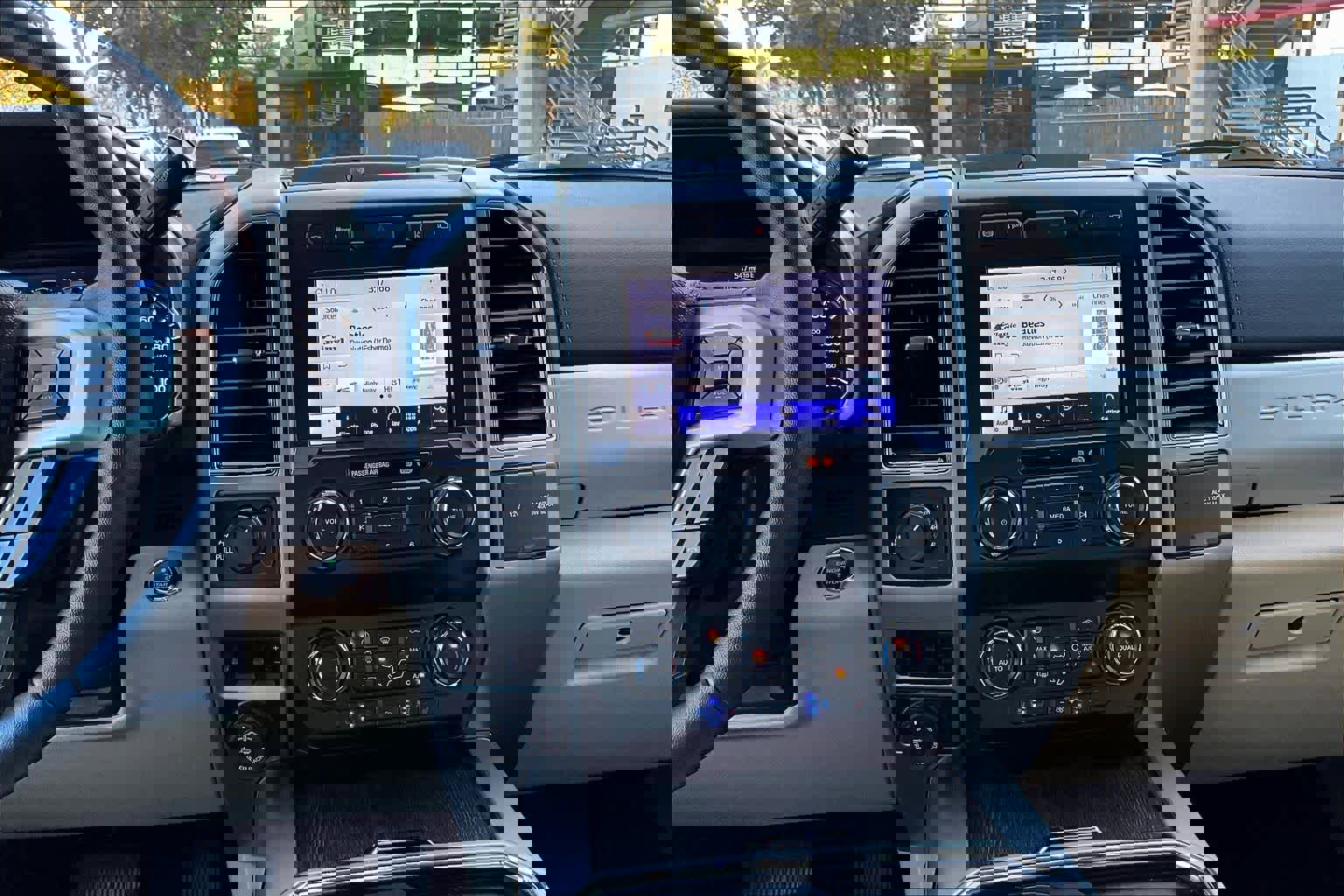 Used 2021 Ford F250 Lariat w/ Lariat Ultimate Package image 6