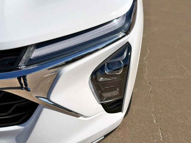 New 2026 Chevrolet Trax LT w/ Driver Confidence Package image 9