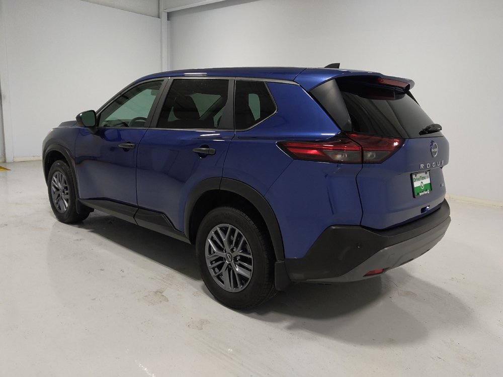 Used 2023 Nissan Rogue S image 5