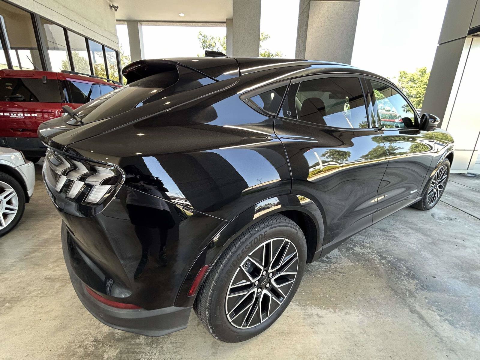 Used 2025 Ford Mustang Mach-E Premium RWD image 3