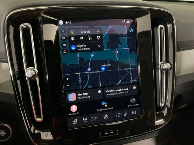 New 2026 Volvo XC40 B5 Ultra w/ Protection Package Premier AWD/4WD image 14