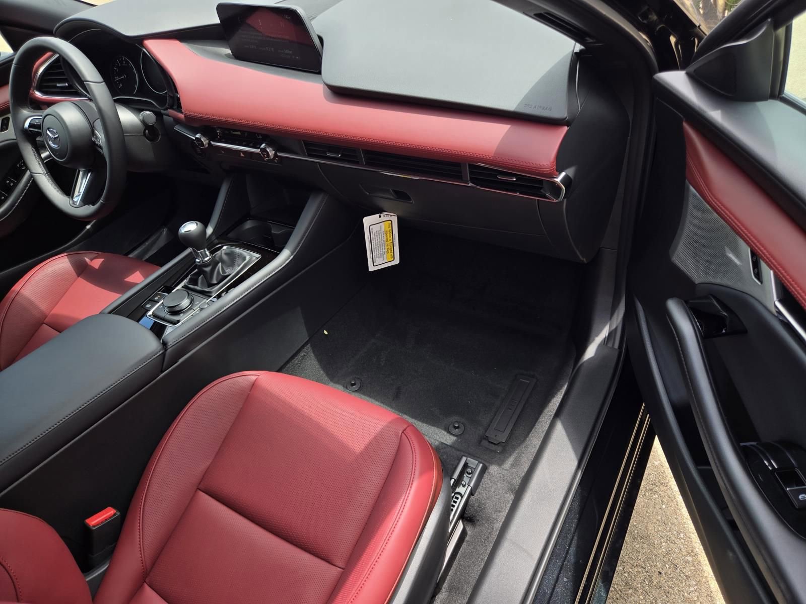 New 2026 MAZDA MAZDA3 2.5 S Hatchback w/ Premium Pkg FWD image 6