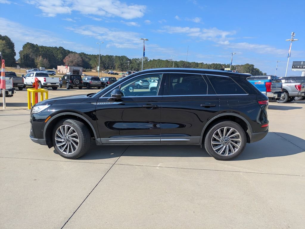 Used 2023 Lincoln Corsair Reserve w/ Equipment Group 202A image 5