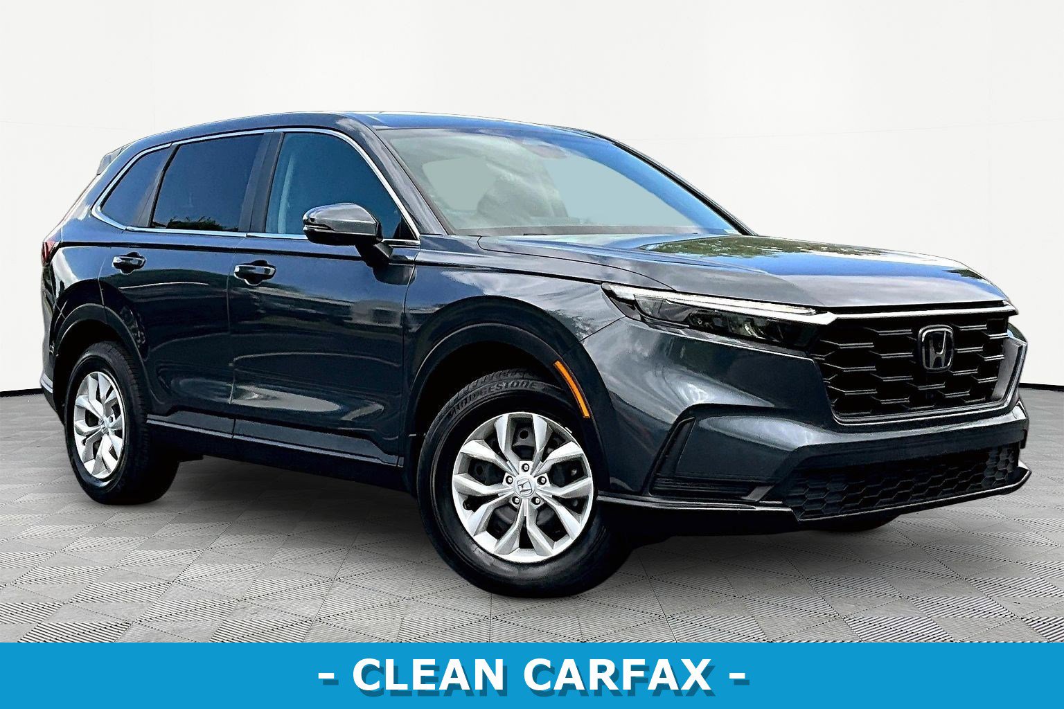 Used 2026 Honda CR-V LX image 3
