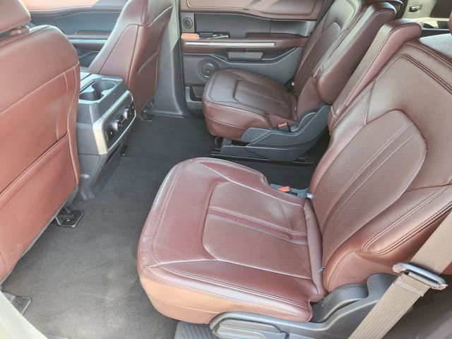 Used 2024 Ford Expedition Limited image 24
